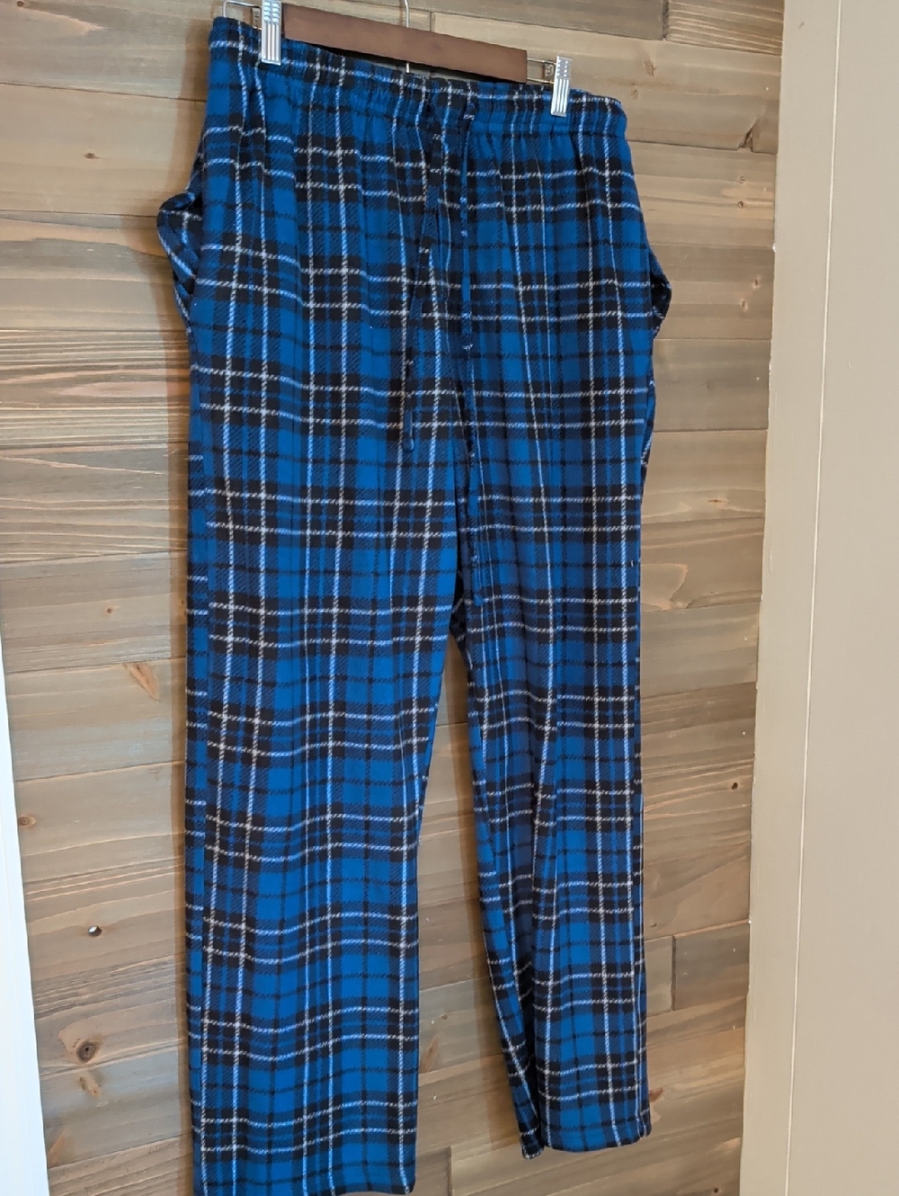 Highland Outfitters Blue Plaid Lounge Pants